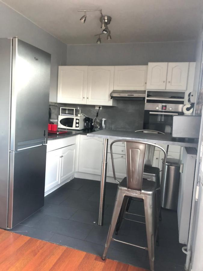 סארטרוויל Appartement T2 - Proche Rer מראה חיצוני תמונה